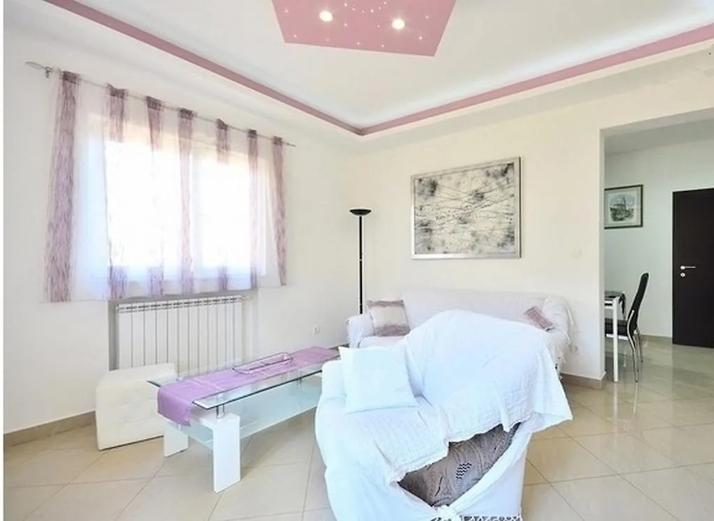 Apartments Stobrec سبليت 0*,  كرواتيا