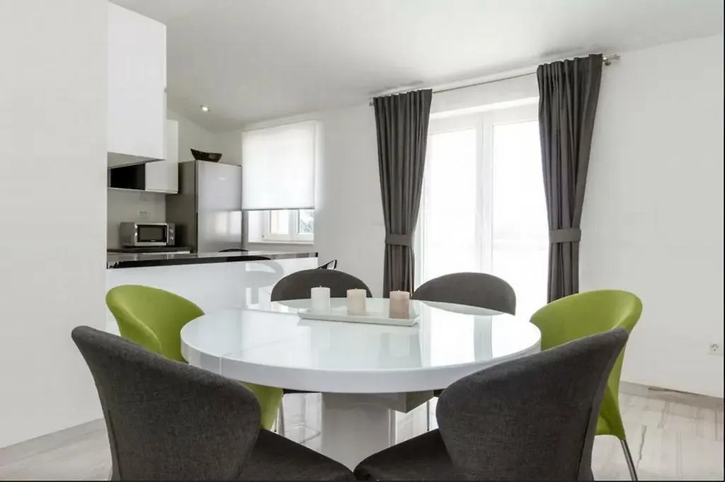 Apartments Stobrec سبليت 0*,  كرواتيا